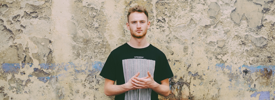 Play with Tom Misch!